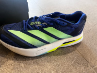 Tekaški čevlji Adidas Adizero Boston 13