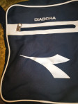 Šporna torbica Diadora (nova)