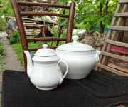 Porcelan Jušnik in čajnik