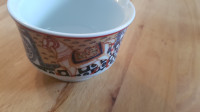 Porcelan retro posodica