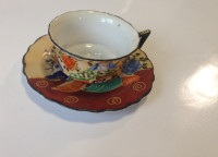 porcelan skodelica za kavo z azijskim motivom