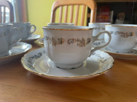 Vintage fine porcelain Apulum // pravi starinski pozlačeni porcelan