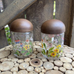 Vintage stekleni kuhinjski posodi za shranjevanje