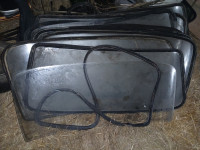Ford Escort Mk1 vetrobransko steklo, zadnje steklo