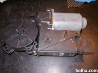 Motorček leva vrata Laguna 2005