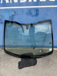 Peugeot 208 vetrobransko steklo