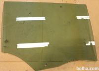 Steklo ZD vrat za VW Passat kar. B8 3G9845026 + 3G9845214S