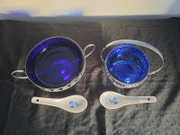 Posodici, modro steklo, 2 porcelan žlički
