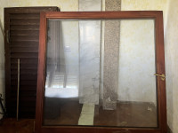 Leseno okno s polkni 129x132