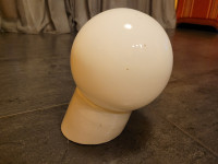 stenska keramična luč