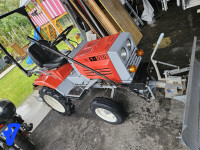 Prodam traktor T-010