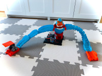 Hot Wheels City - nevarni napad igralni set
