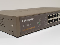 TP-LINK TL-SF1024D 24-port 10/100Mbps stikalo switch