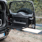 Zložljiva miza Tailgate za zadnja vrata