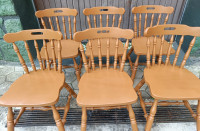 6 lesenih masivnih stolov