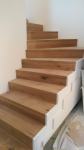 Samonosilne lesene stopnice