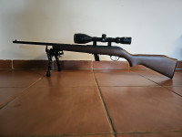 Puška malikaliberska SAVAGE  z optiko