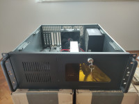 Strežnik Ryzen R7 5700G 32GB DDR4 s Platinum PSU in 4U ohišjem