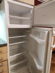 Podarim delujoč hladilnik