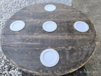 Retro lusteri od drvenih bačvi sa led svjetlima 
Promjer 60 cm, 
Može