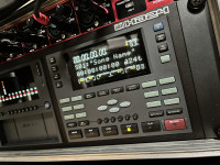 Alesis HD24 Rackmount 24-Track Hard Disk Audio Recorder (24-kan. ADAT)