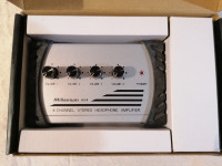 ojačevalec za 4 slušalke, razfelilec