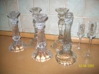 Svečniki stekleni 5 + 2 kosov + podarim 2 visoki stekleni vazi