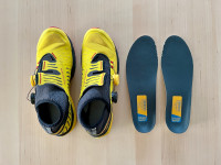 KOT NOVE La Sportiva Jackal II BOA tekaške superge NOVI vložki ŠKATLA