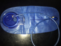 Meh za vodo camelbak 3 litre, nikoli rabljen