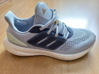 Tekaški copati ADIDAS PUREBOOST 22