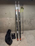 Fischer tek na smučeh komplet 204cm, 45 EU, 170cm palice. KLASIKA