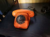 Lep vintage telefon
