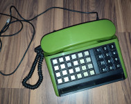 Starejši telefon