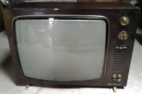 Iskra Panorama Vega - TV na elektronke