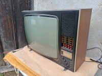 Retro vintage stari tv televizor televizija Iskra Panorama Gama