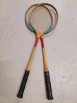 Lesena loparja za badminton