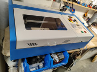 QBEE GRAVIRANJE IN REZKANJE NA CO2 LASER