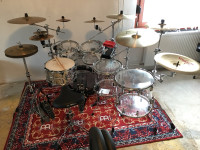 Bone Custom Drums - Crystal Fusion set + 16x15 Pearl Crystal Floor Tom