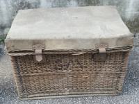 Starinski pleten potovalni kovček (2x)