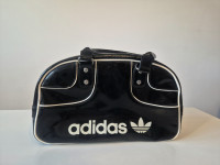 Adidas usnjena torbica