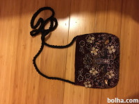 Zara ročno izdelana torbica