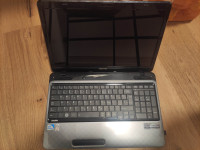 Prenosni računalnik TOSHIBA (Win7 / 4GB RAM)