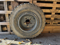 guma za traktorsko prikolico