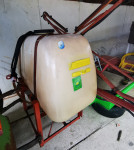 Škropilnica Metalogradnja 440 litrov