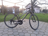 KTM Life One, okvir 46 (S), 28”, Shimano 3x8, odlično ohranjeno
