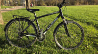 Prodam treking/mestno kolo CUBE-LTD PRO