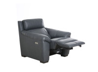 Usnjen trosed in fotelj z pocivalniki