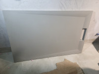 Nov tuš podstavek 140x90