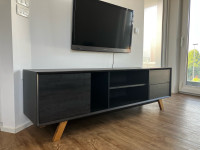 Dnevni regal Hi-Fi