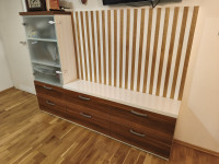 TV omarica, narejena po meri